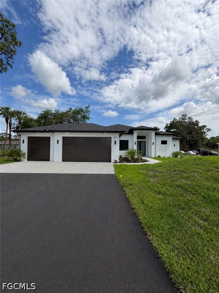 3663 28 Ave, Naples, FL 34117 photo