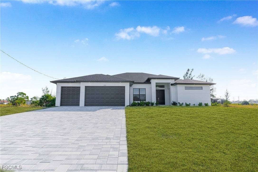 2005 NW 32 Ct, Cape Coral, FL 33993 photo