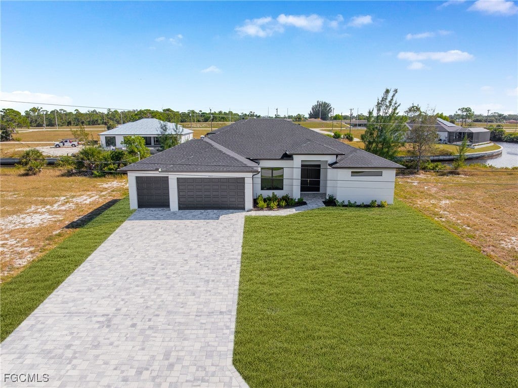 2005 NW 32 Ct, Cape Coral, FL 33993 photo