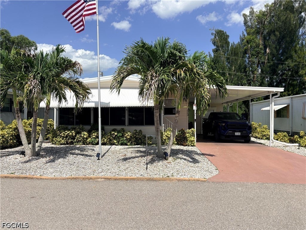 2790 Indianwood Dr, North Fort Myers, FL 33917 photo