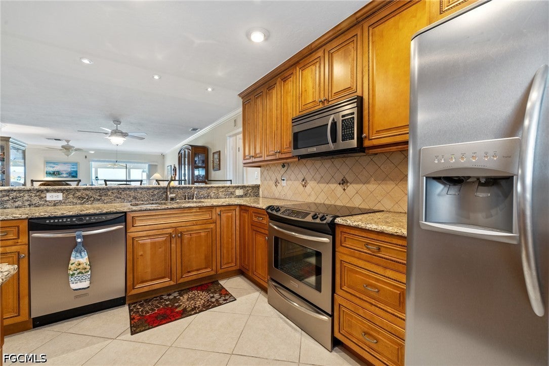7008 Foxfire Dr, Fort Myers, FL 33919 photo