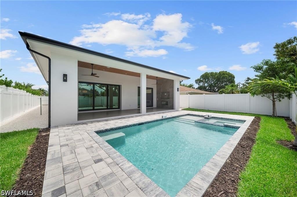 638 93 Ave, Naples, FL 34108 photo