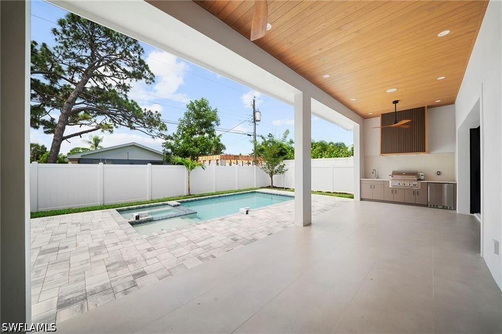 638 93 Ave, Naples, FL 34108 photo
