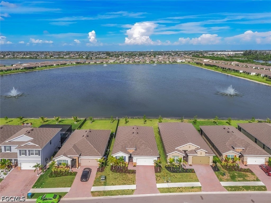 451 Spring Hill Lake Loop, Cape Coral, FL 33993 photo