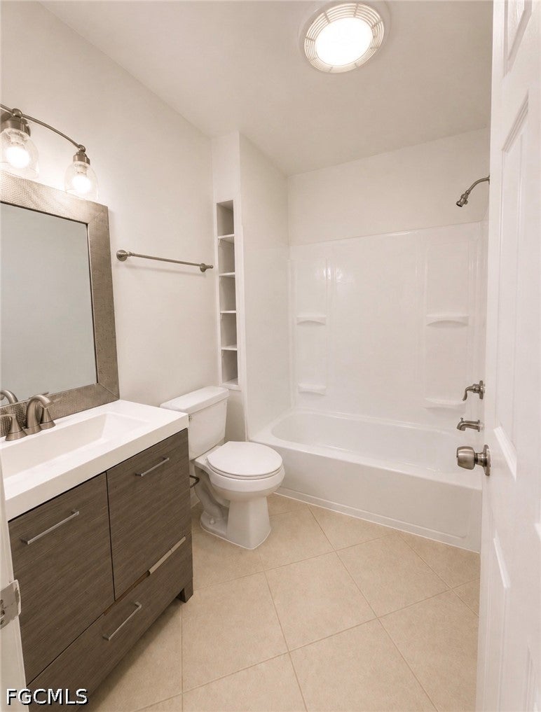 1310 SE 40 Terrace 1 #AND 1B, Cape Coral, FL 33904 photo