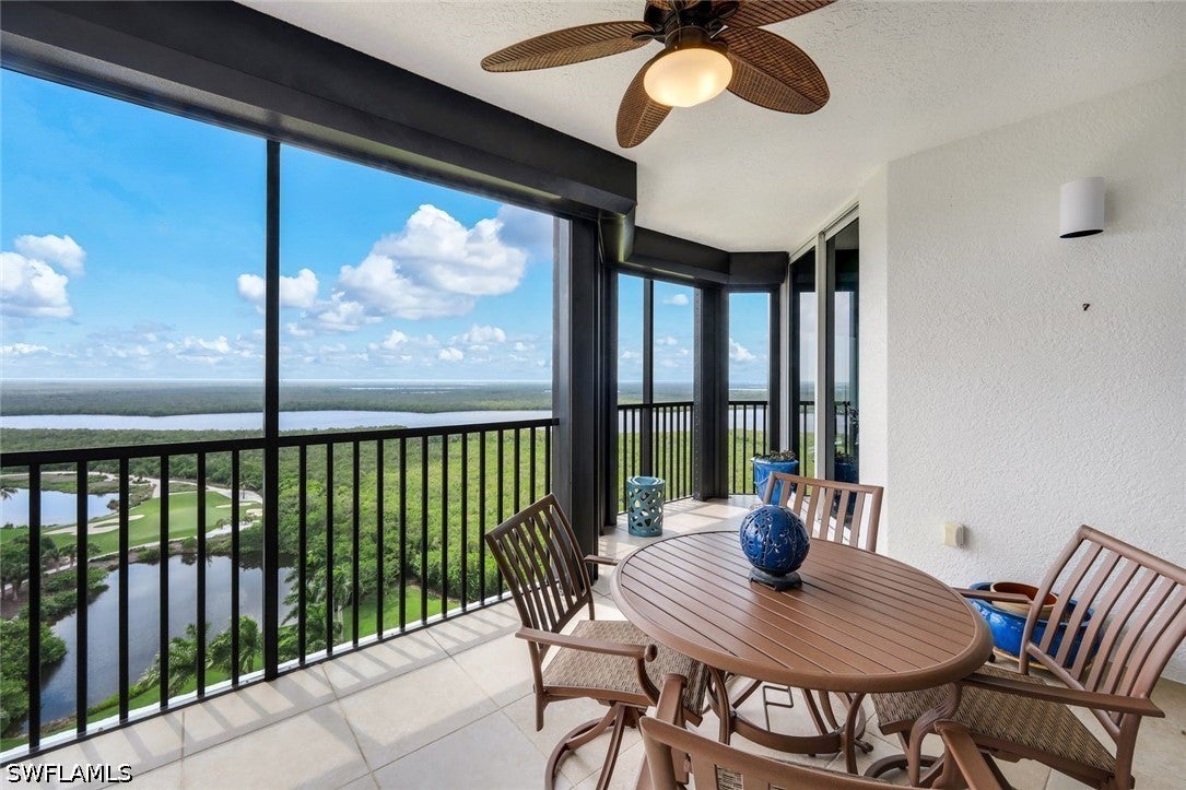1060 Borghese Ln, Naples, FL 34114
