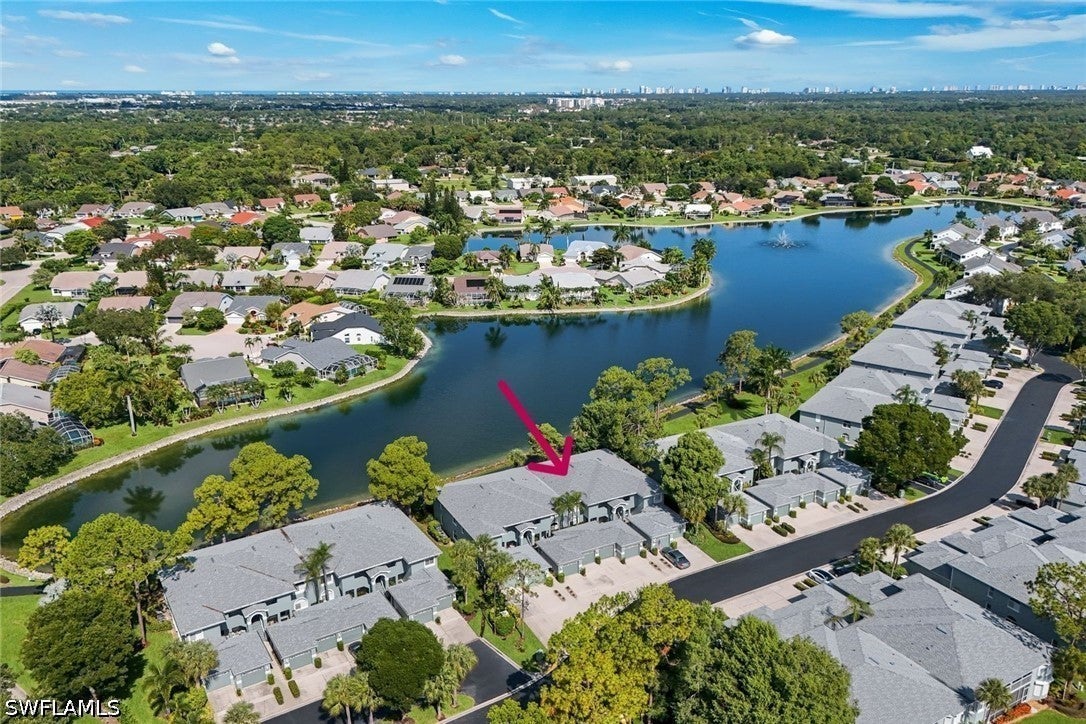 810 New Waterford Dr, Naples, FL 34104
