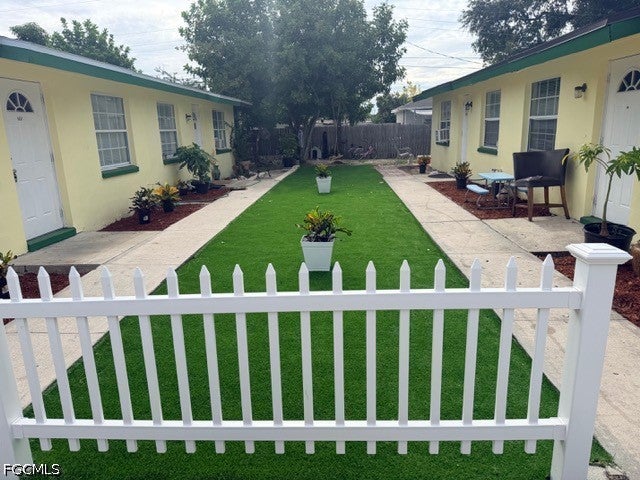 5631 5633 10 Ave, Fort Myers, FL 33907 photo