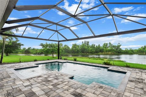 Single Family Residence in Cape Coral FL 931 Golden Pond Court.jpg