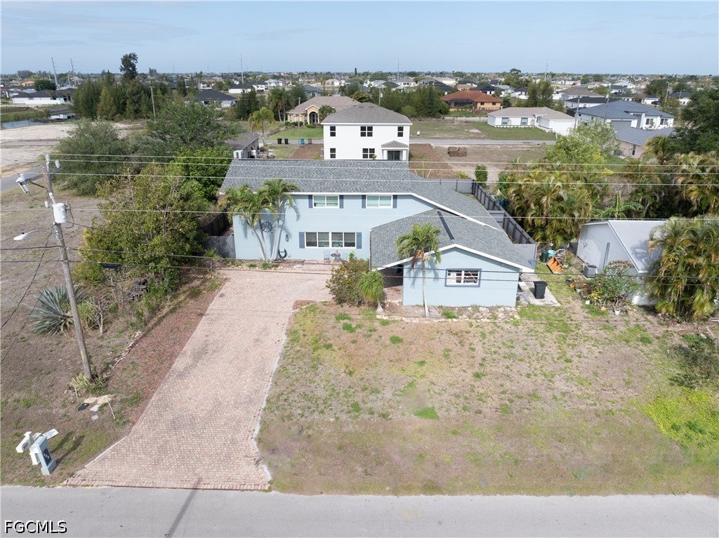 906 NE 2 Ave, Cape Coral, FL 33909 photo