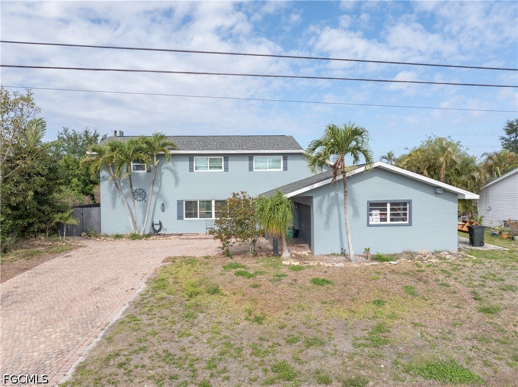 906 2 Ave, Cape Coral, FL 33909