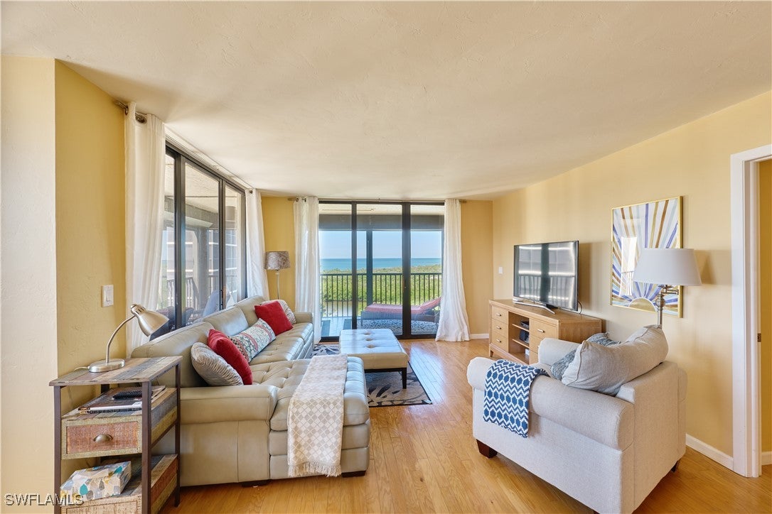 17 Bluebill Ave #901, Naples, FL 34108 photo