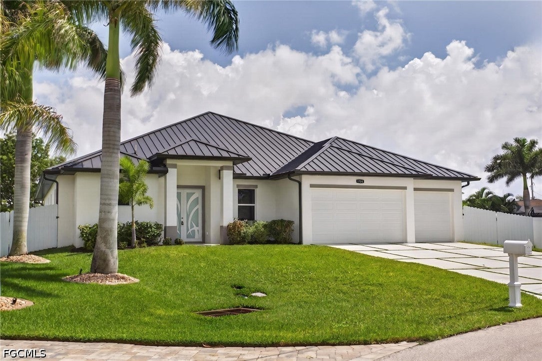1726 SW 36 Terrace, Cape Coral, FL 33914 photo
