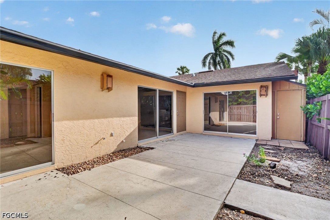 6305 Royal Woods Dr, Fort Myers, FL 33908