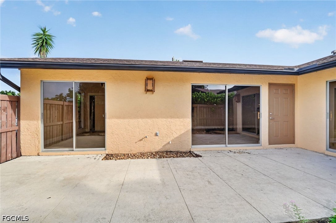 6305 Royal Woods Dr, Fort Myers, FL 33908 photo