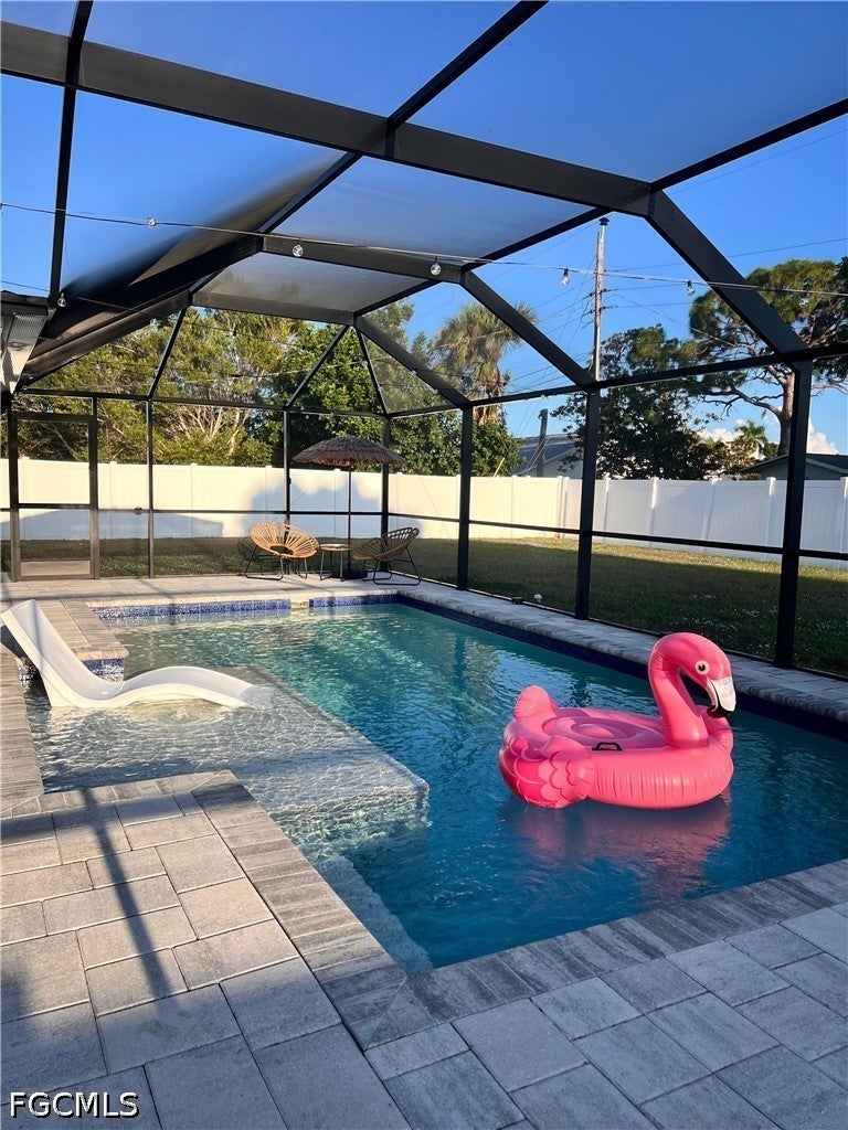 710 SE 42 Ln, Cape Coral, FL 33904 photo