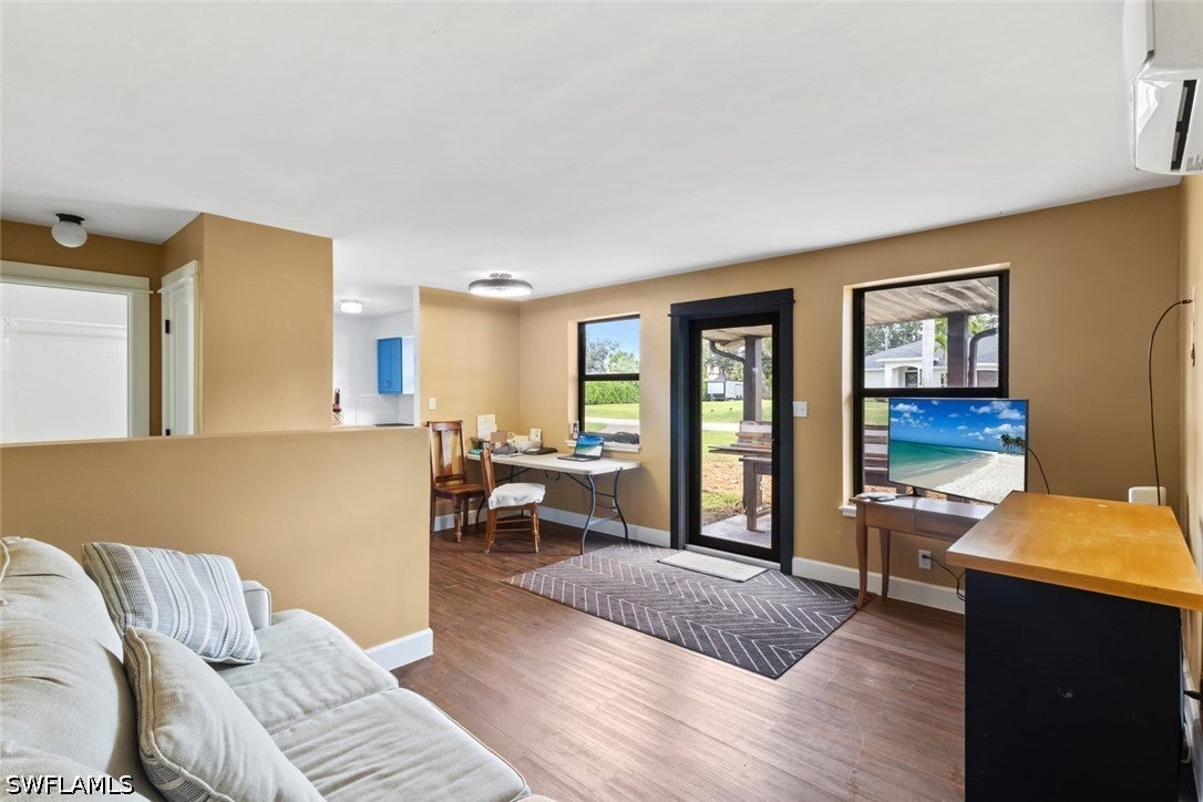 1341 Center Ln, Naples, FL 34110 photo