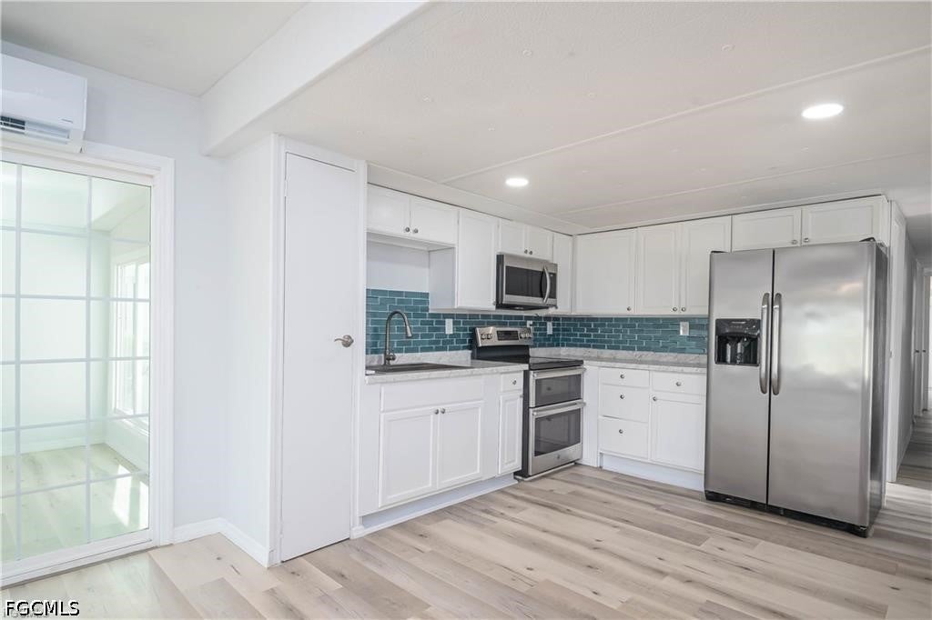 19 Garden Dr, Fort Myers, FL 33908 photo