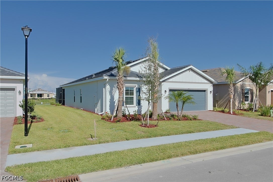 3947 Coneflower St, Alva, FL 33920 photo