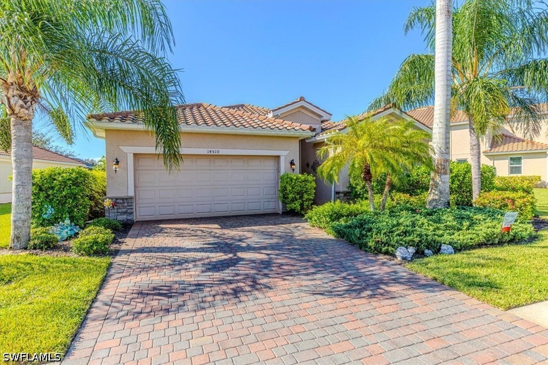 14510 Lanier Ct, Naples, FL 34114