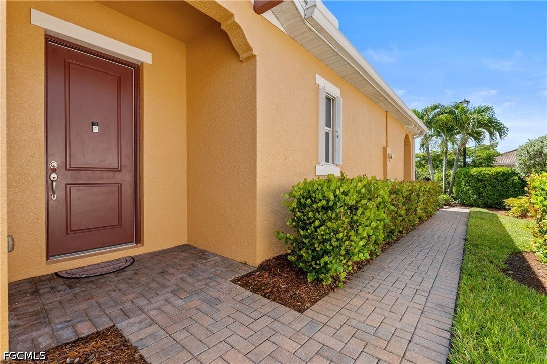 10396 Materita Dr, Fort Myers, FL 33913 photo