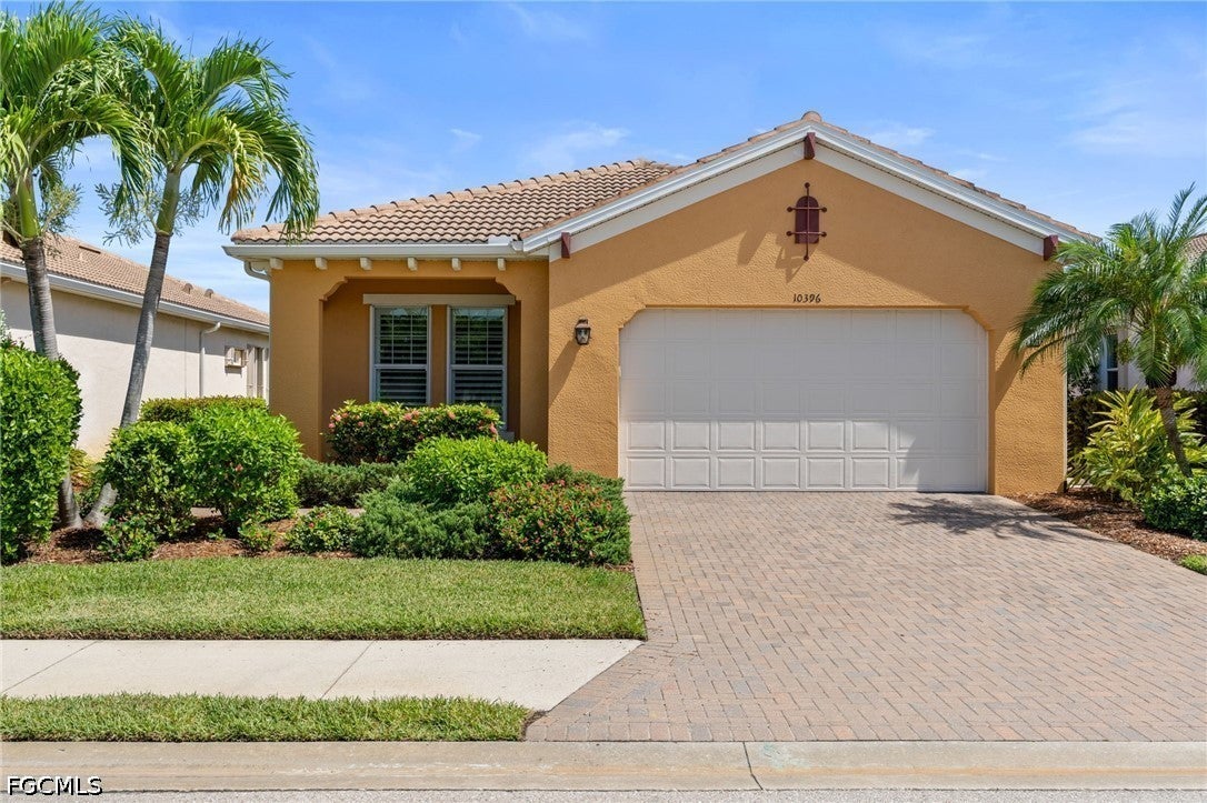 10396 Materita Dr, Fort Myers, FL 33913 photo