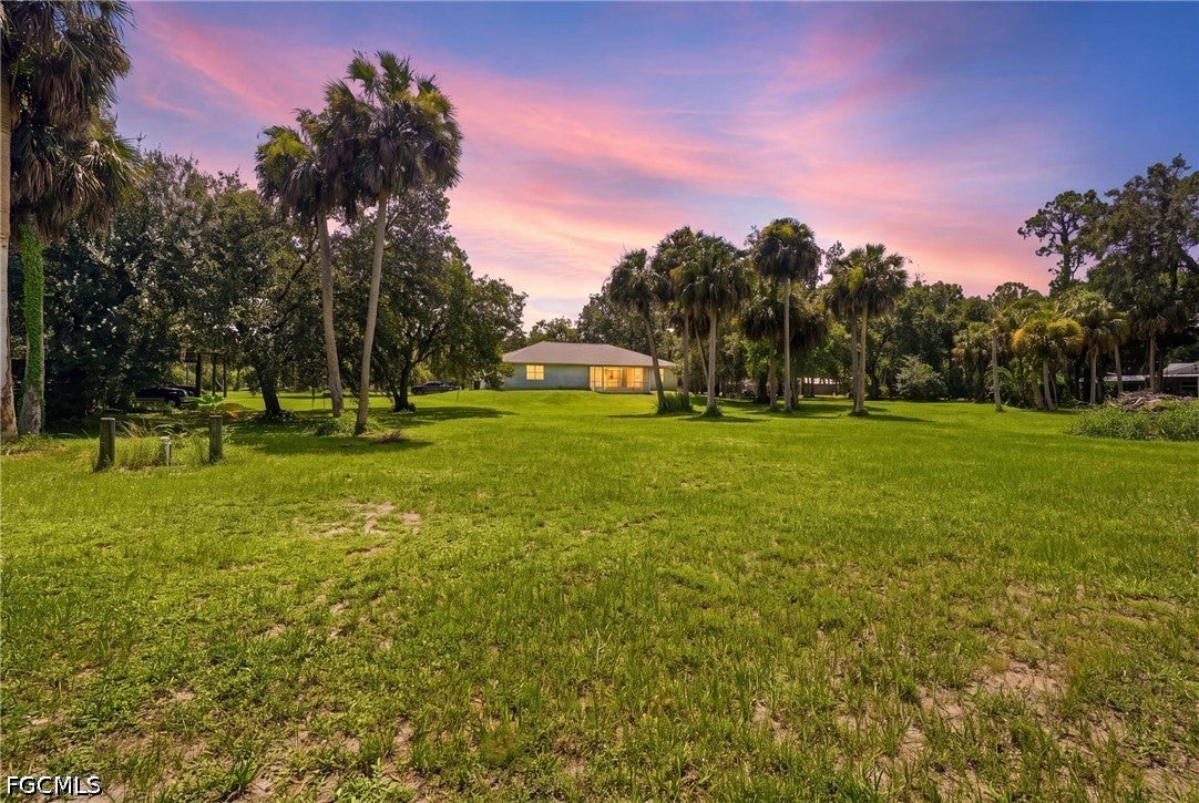 18371 Slater Rd, North Fort Myers, FL 33917 photo