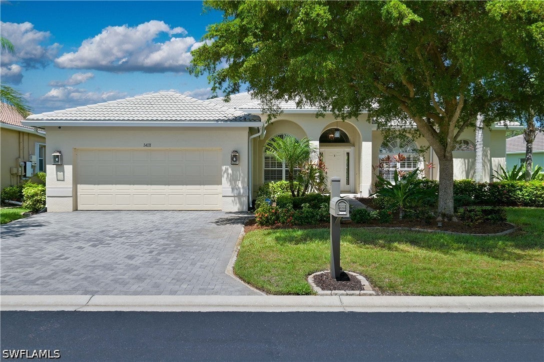 14111 Creek Ct, Fort Myers, FL 33908 photo