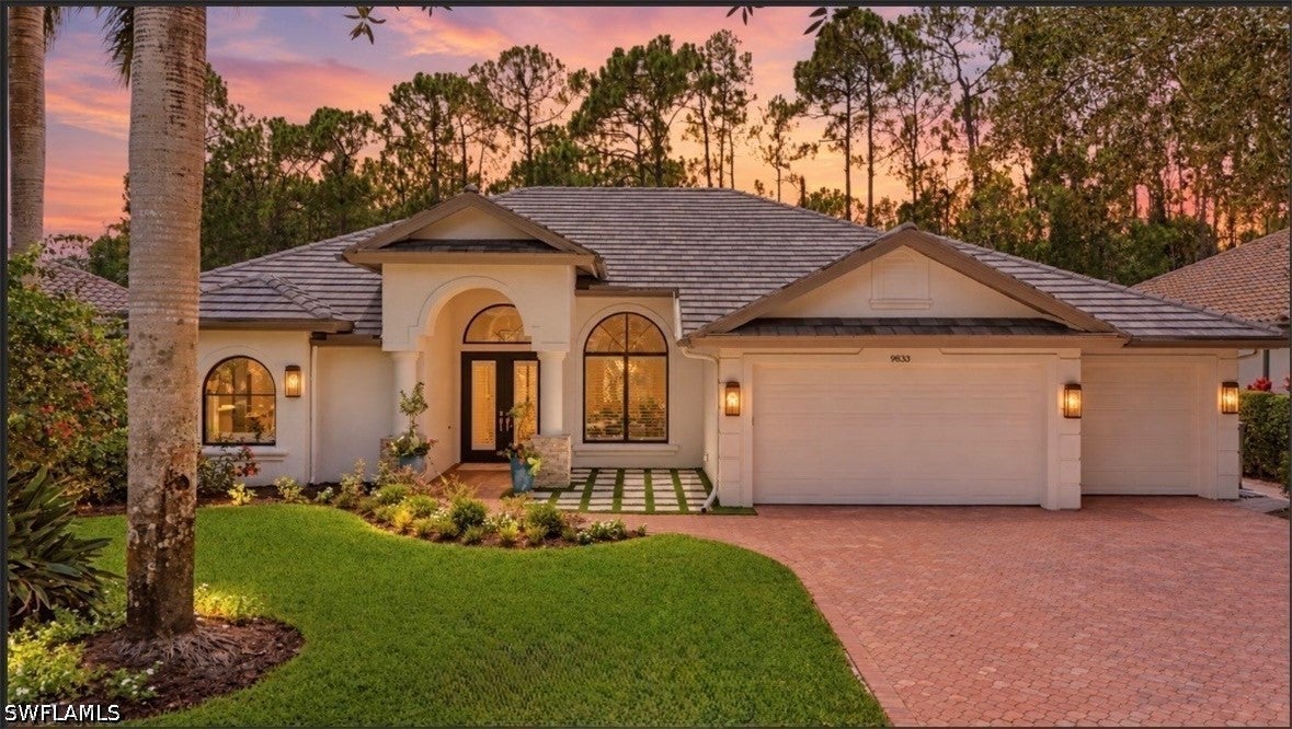9833 Clear Lake Cir, Naples, FL 34109