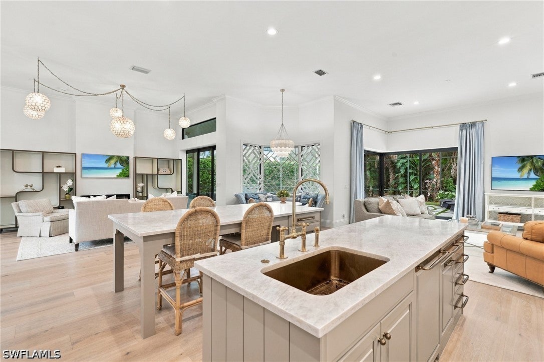 9833 Clear Lake Cir, Naples, FL 34109 photo