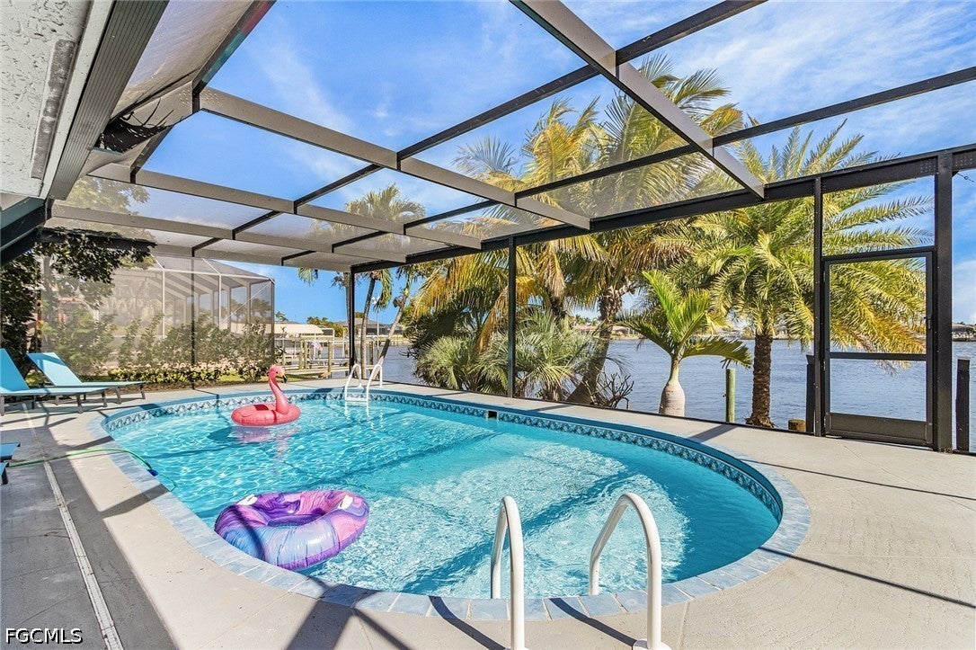 5409 Skyline Blvd, Cape Coral, FL 33914 photo