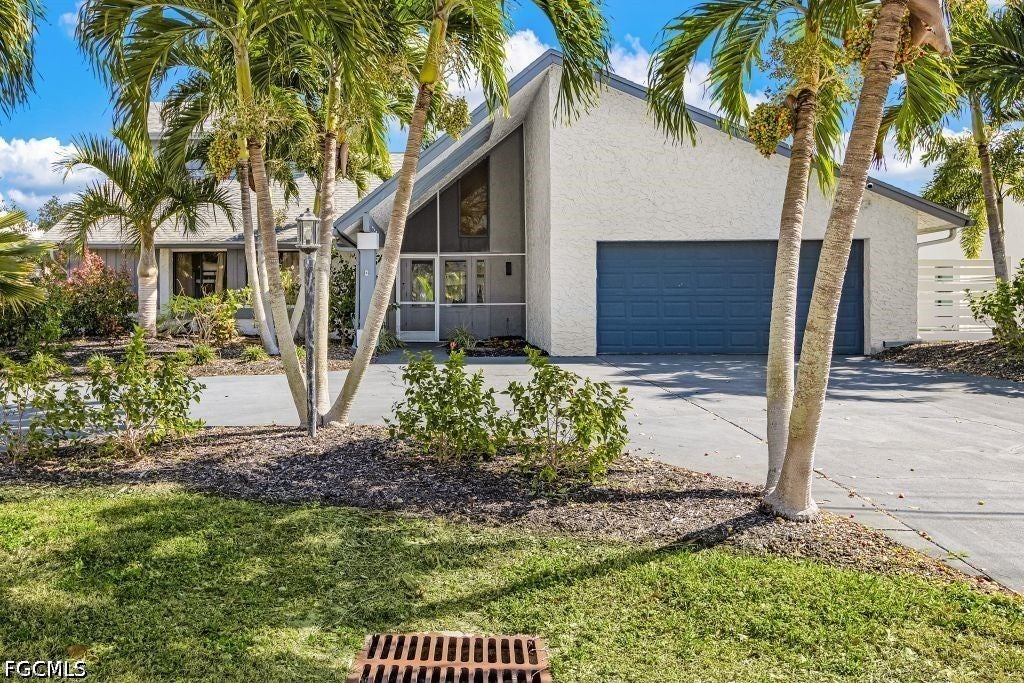 5409 Skyline Blvd, Cape Coral, FL 33914 photo