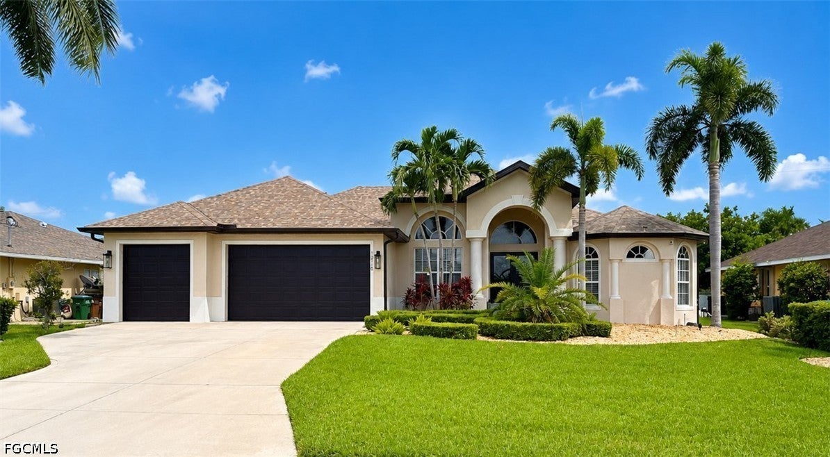 1816 SW 51 St, Cape Coral, FL 33914 photo