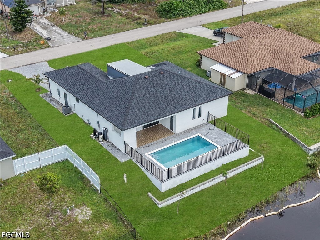 2318 NW 30 Terrace, Cape Coral, FL 33993 photo