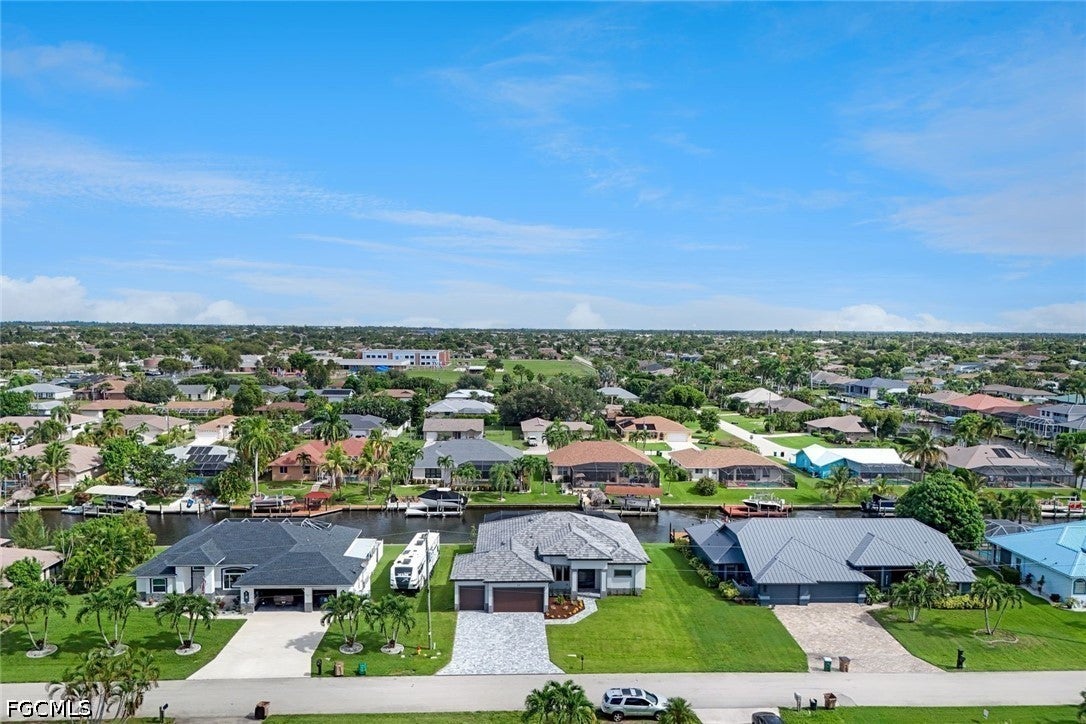 215 SW 37 Ln, Cape Coral, FL 33914 photo