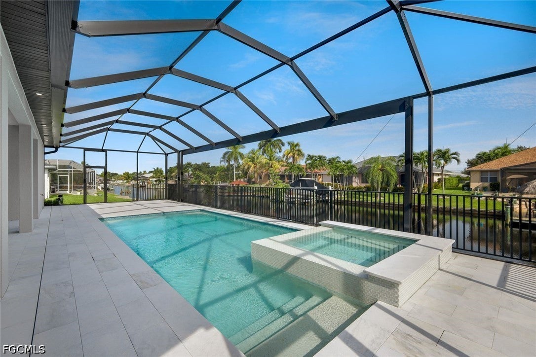 215 SW 37 Ln, Cape Coral, FL 33914 photo