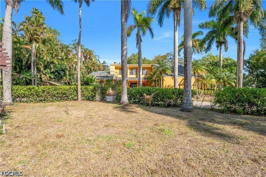 184 W Mariana Ave, North Fort Myers, FL 33903 photo