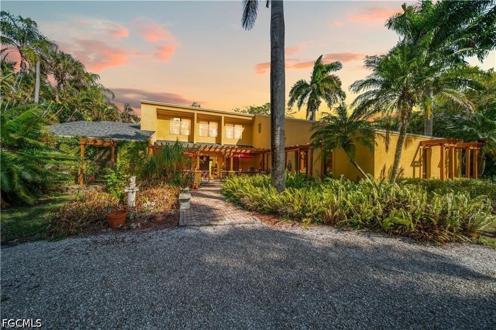 184 W Mariana Ave, North Fort Myers, FL 33903 photo