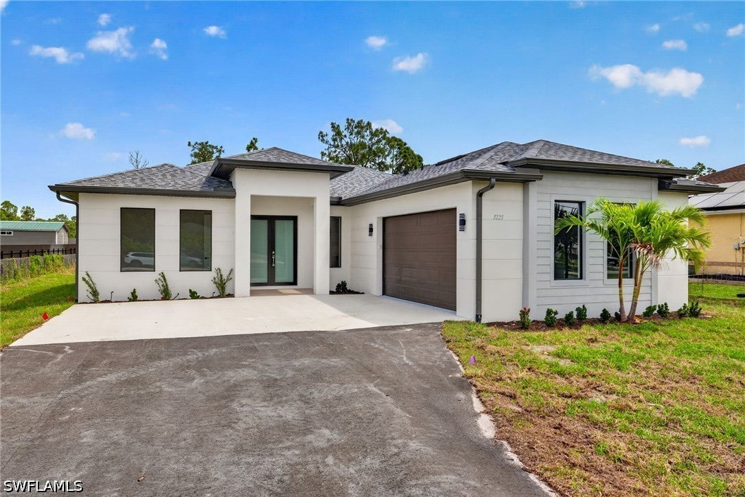 1259 47 Ave, Naples, FL 34120