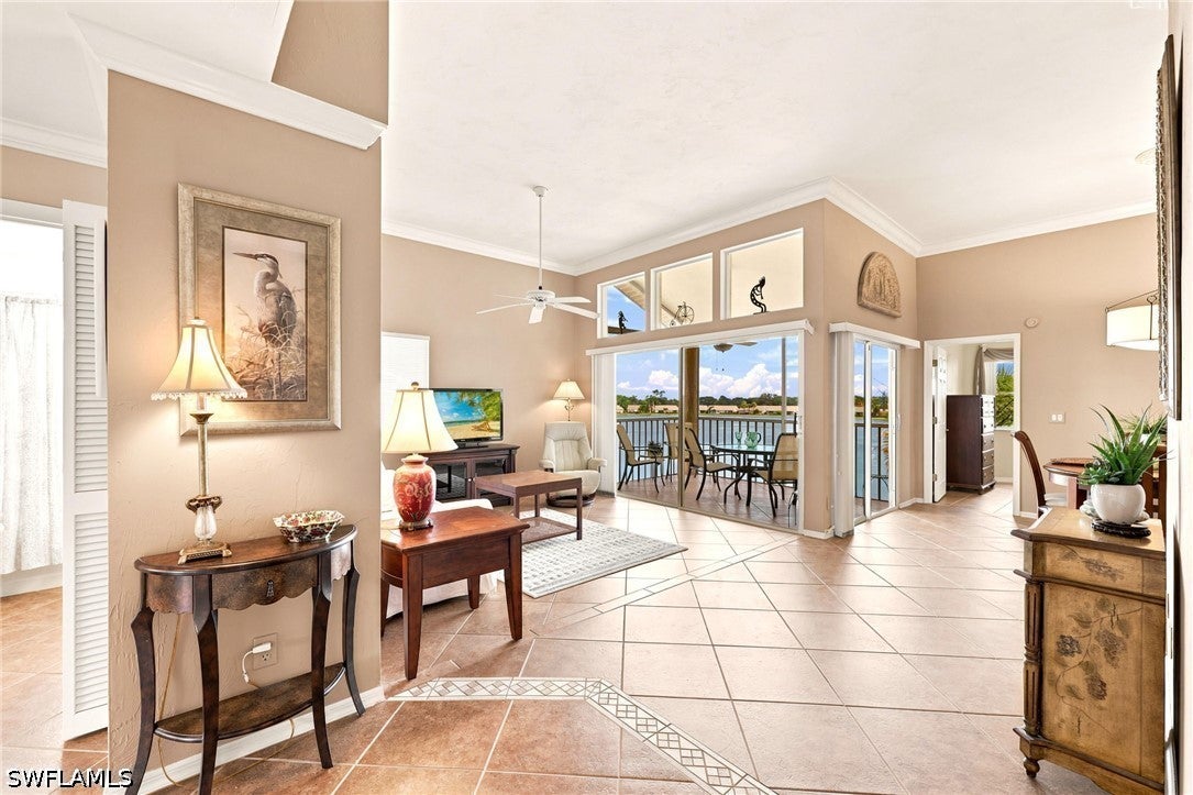 2671 Citrus Lake Dr, Naples, FL 34109