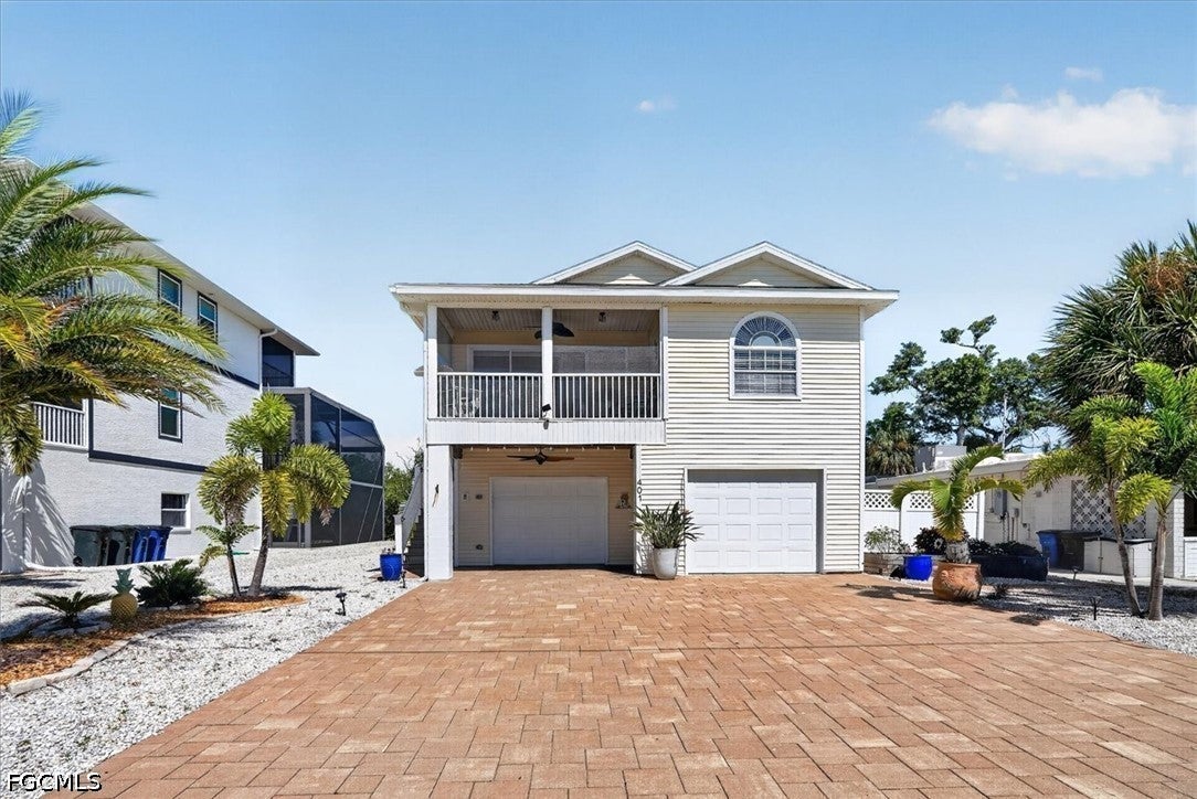 401 Donora Blvd, Fort Myers Beach, FL 33931