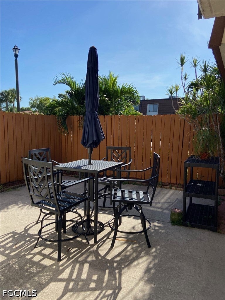 1442 Park Shore Circle 1, Fort Myers, FL 33901 photo
