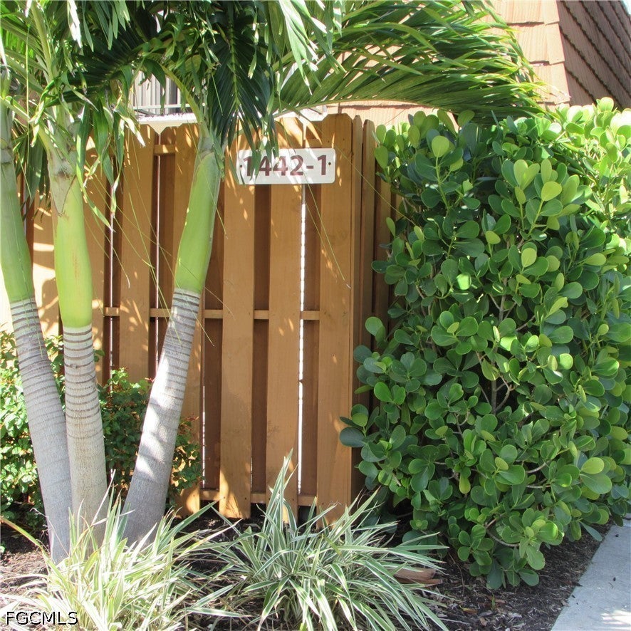 1442 Park Shore Circle 1, Fort Myers, FL 33901
