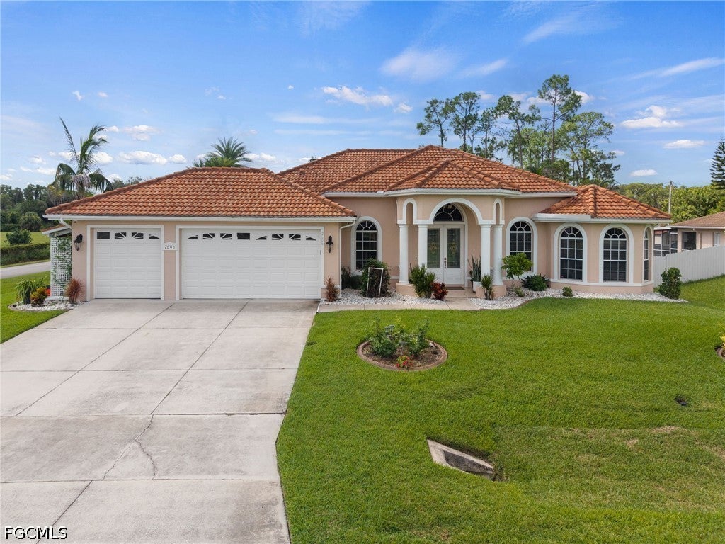 2606 E 9 St, Lehigh Acres, FL 33936 photo