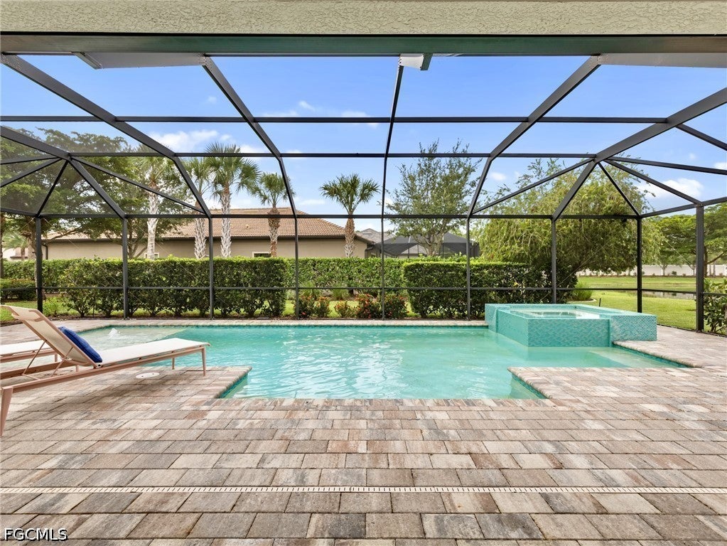 12905 Hadley Ct, Fort Myers, FL 33913 photo