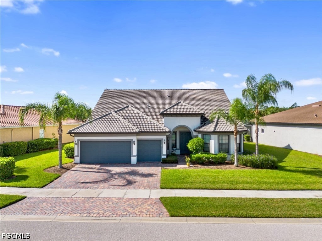 12905 Hadley Ct, Fort Myers, FL 33913 photo