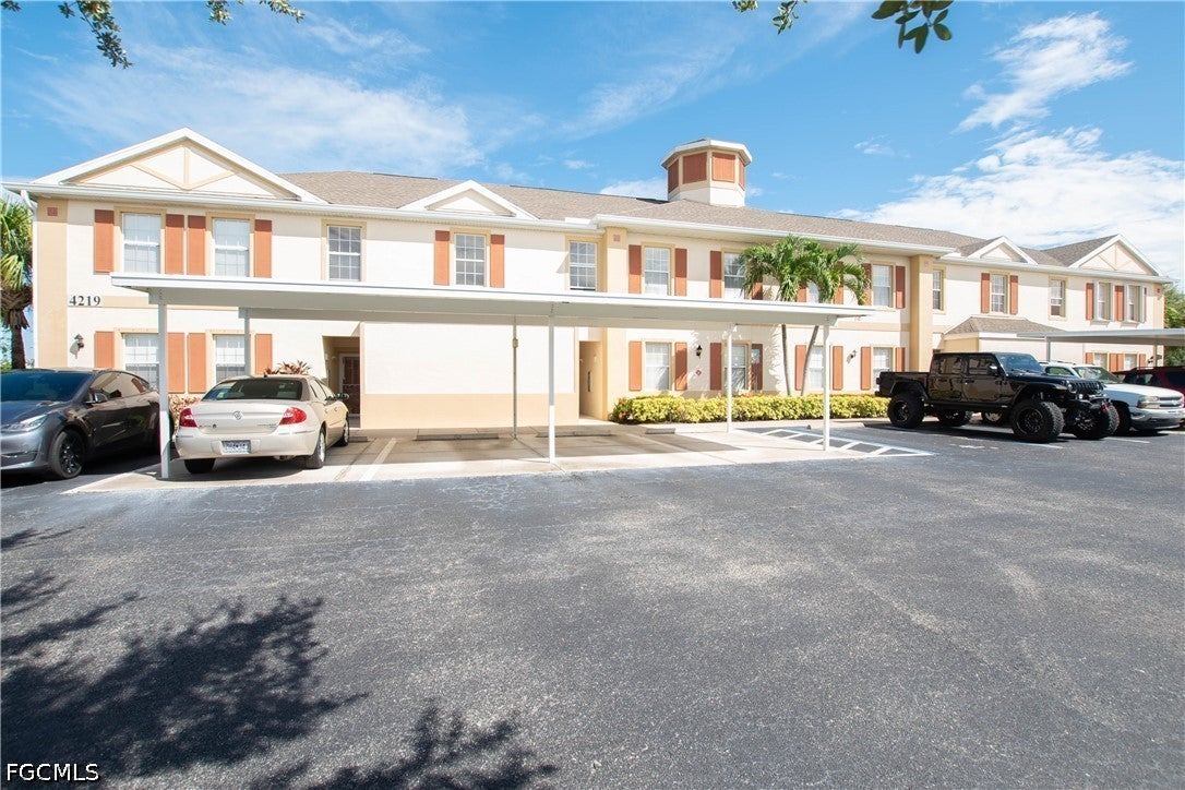 4219 Liron Ave #203, Fort Myers, FL 33916 photo