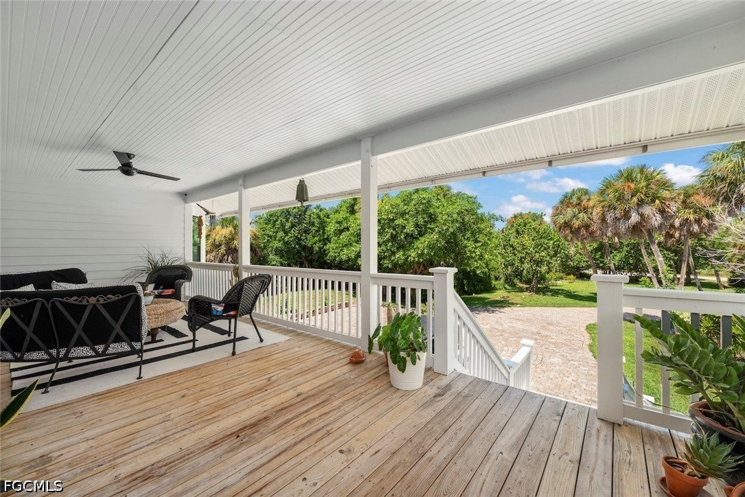 6062 Dinkins Lake Rd, Sanibel, FL 33957 photo