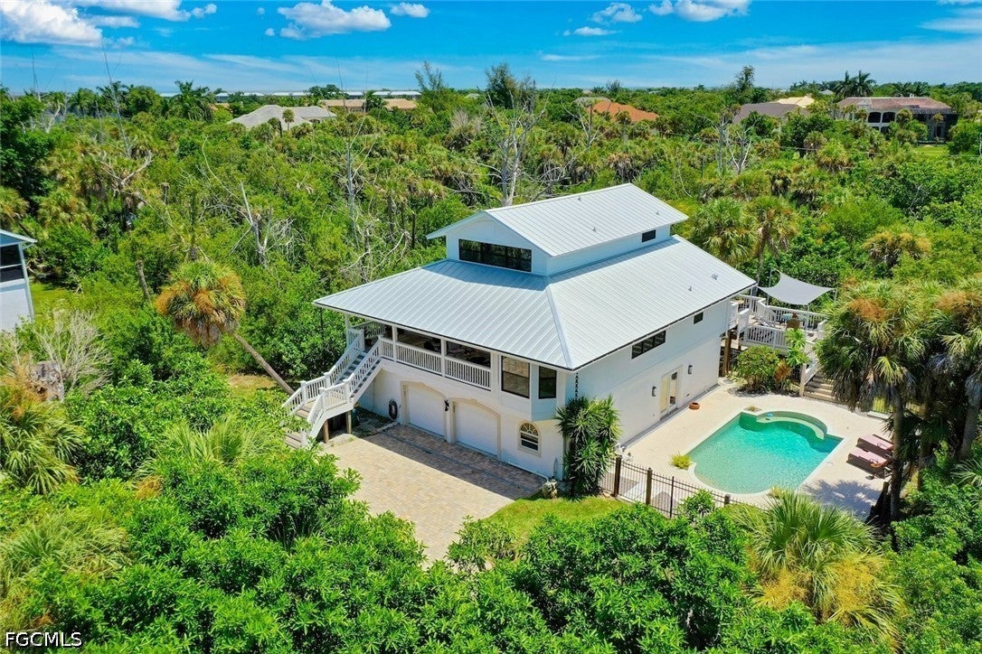 6062 Dinkins Lake Rd, Sanibel, FL 33957 photo