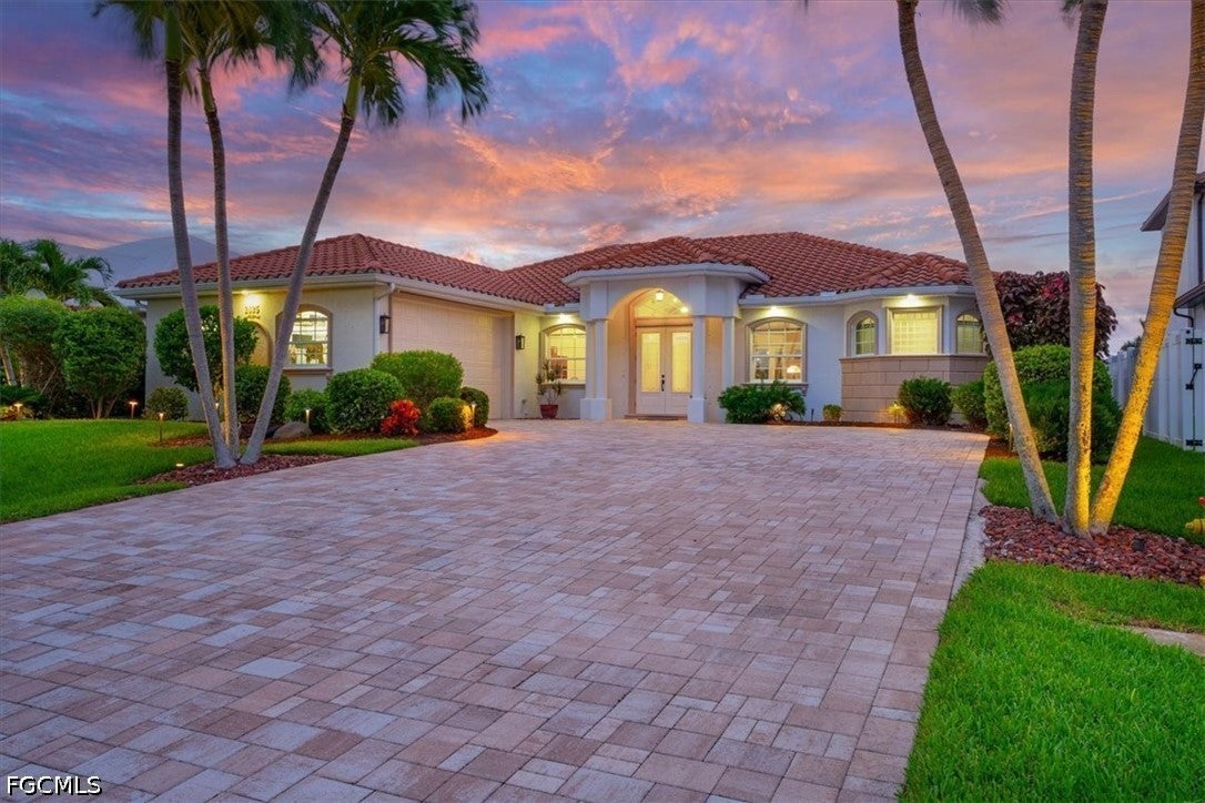 2825 SW 36 Terrace, Cape Coral, FL 33914 photo